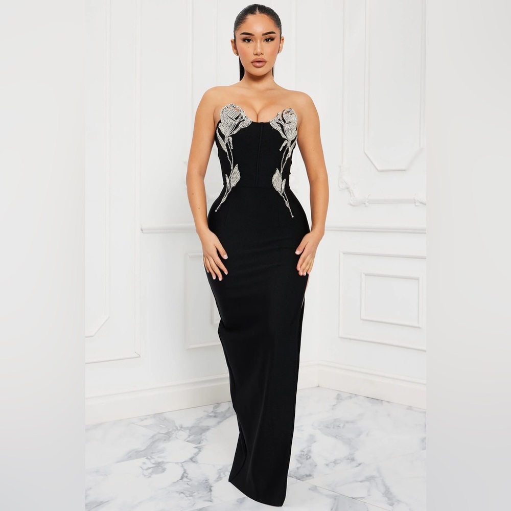 Oscars Lady Embellished Maxi Dress - Black